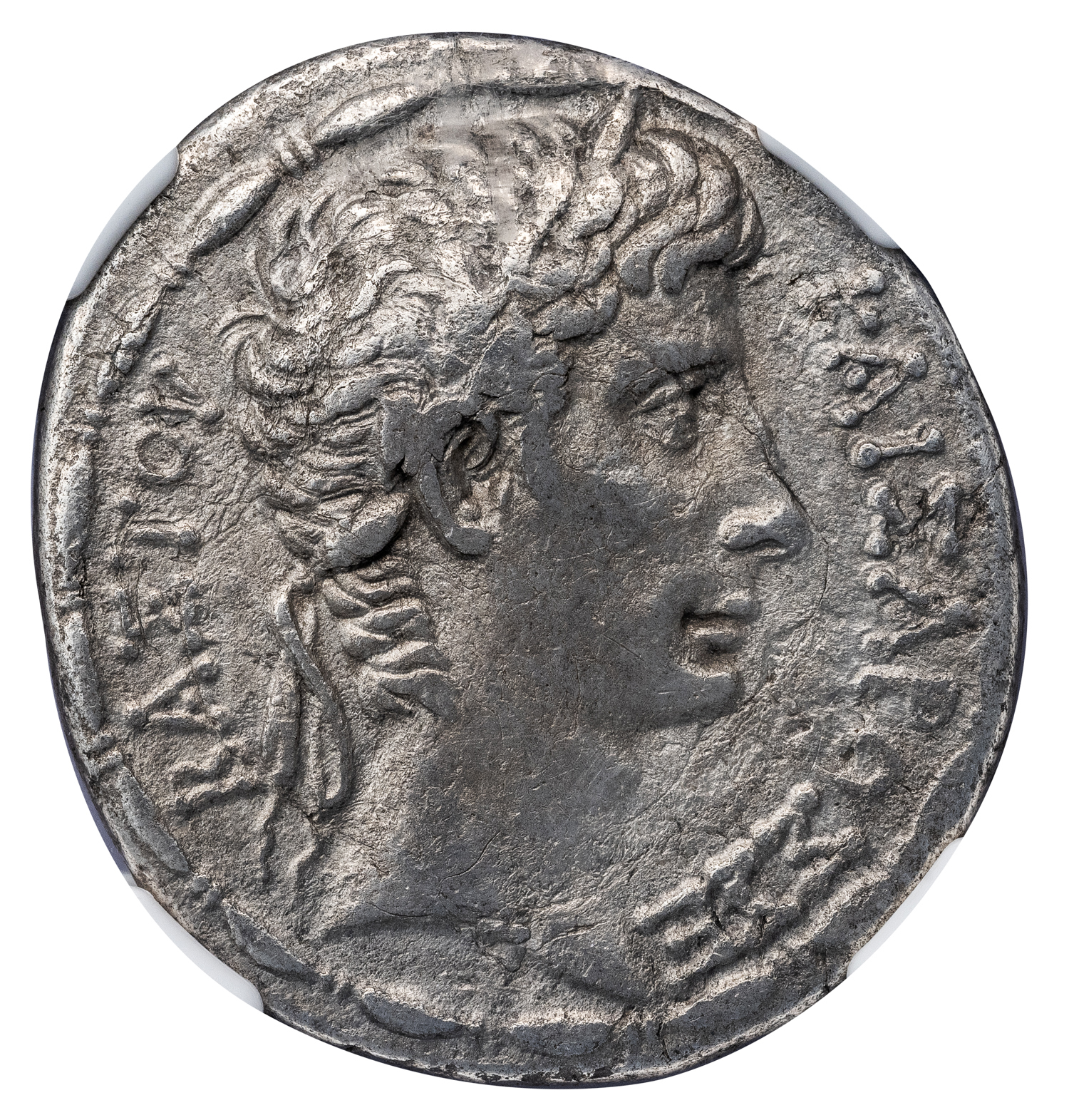 AUGUSTUS SILVER TETRADRACHM - ISSUE FROM THE YEAR ROME BECAME AN IMPERIAL AUTOCRACY - CHOICE VF NGC GRADED ROMAN PROVINCIAL COIN (Inv. 18429) - Image 2